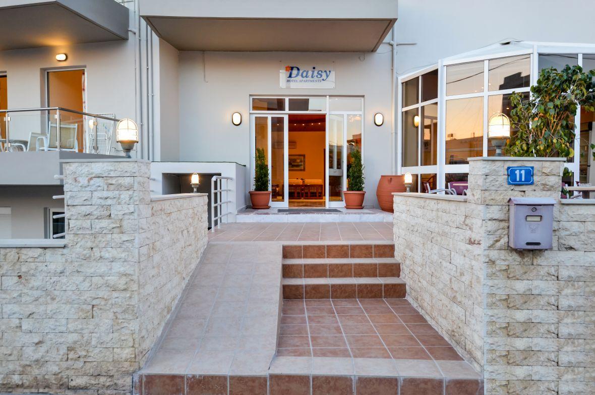 Daisy Hotel Apartments Rethymno Exteriör bild