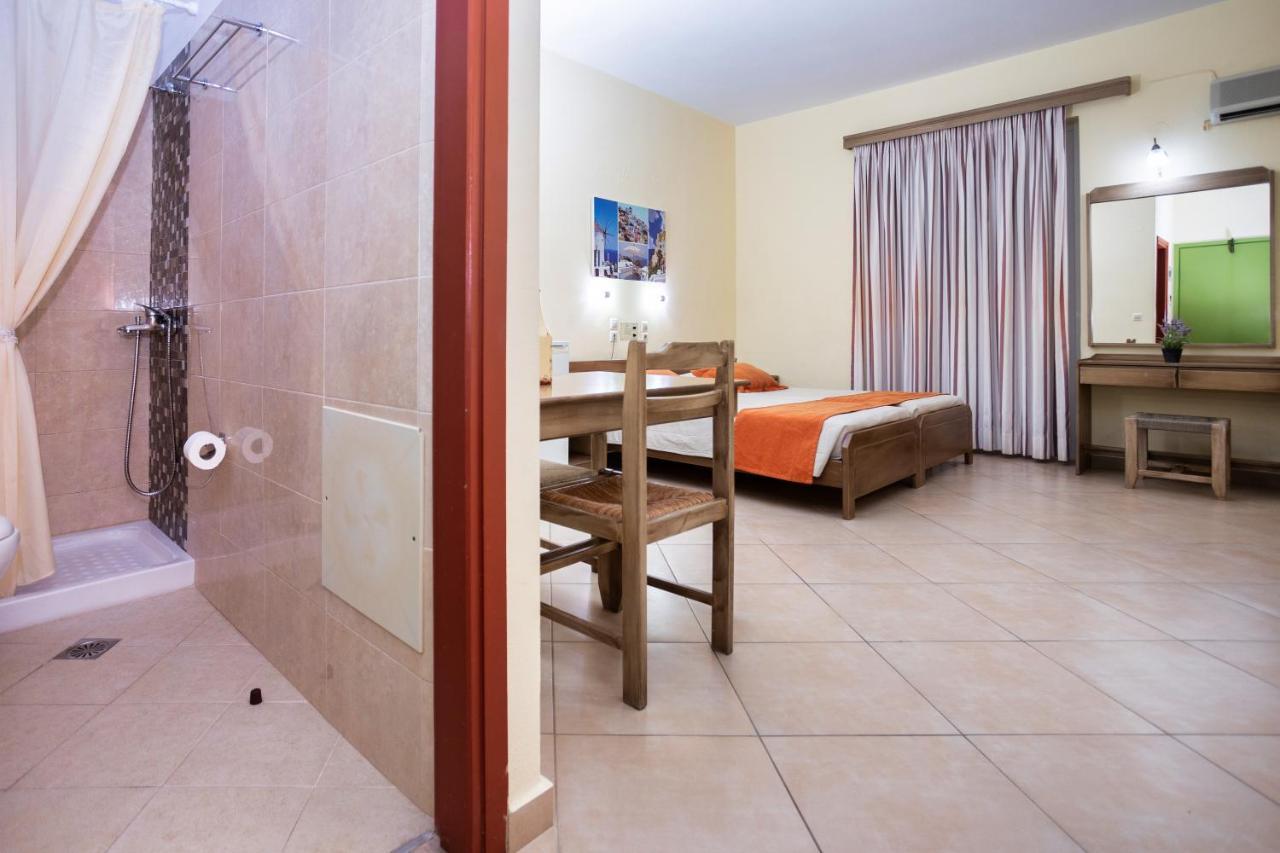 Daisy Hotel Apartments Rethymno Exteriör bild