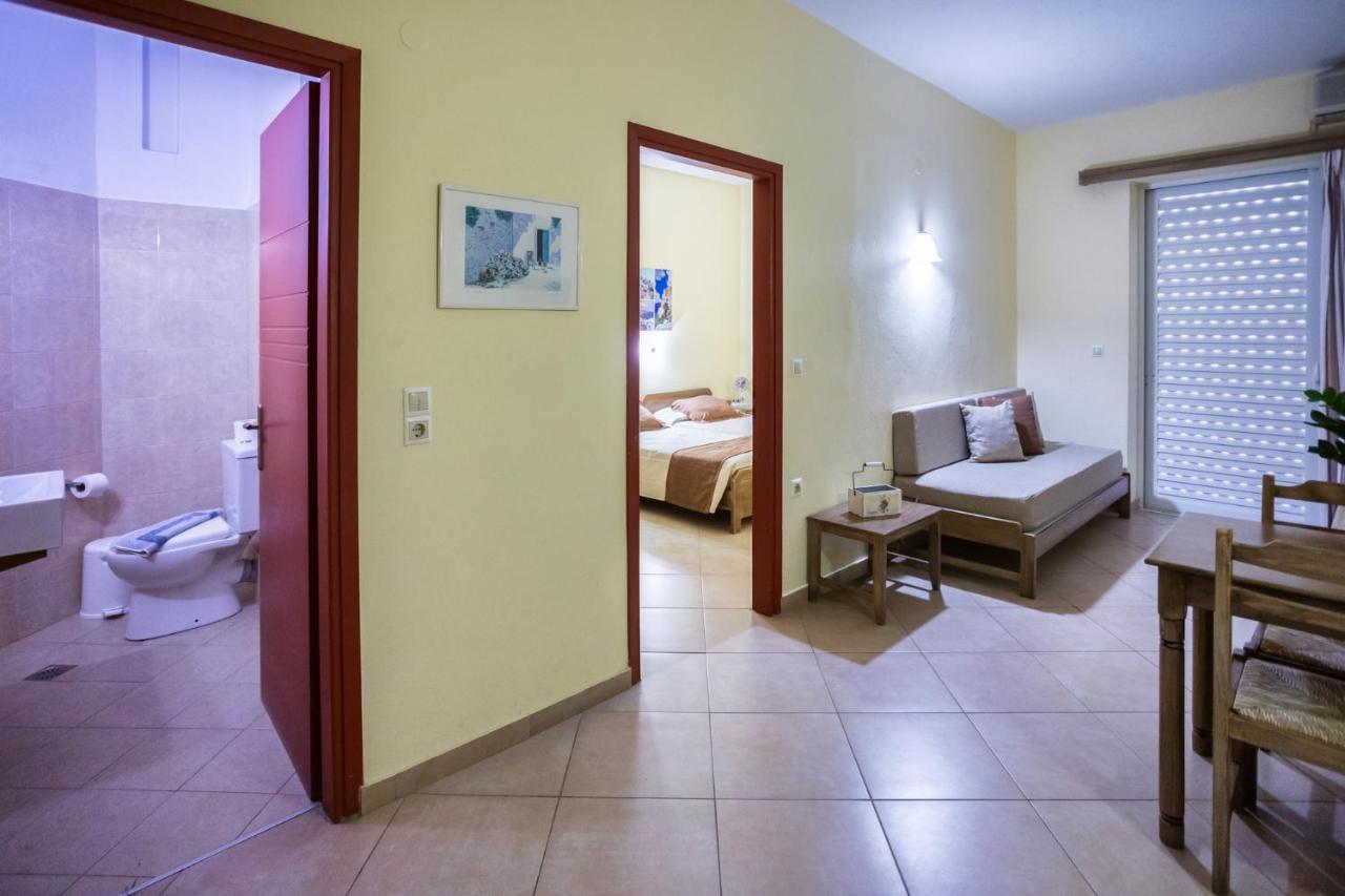Daisy Hotel Apartments Rethymno Exteriör bild