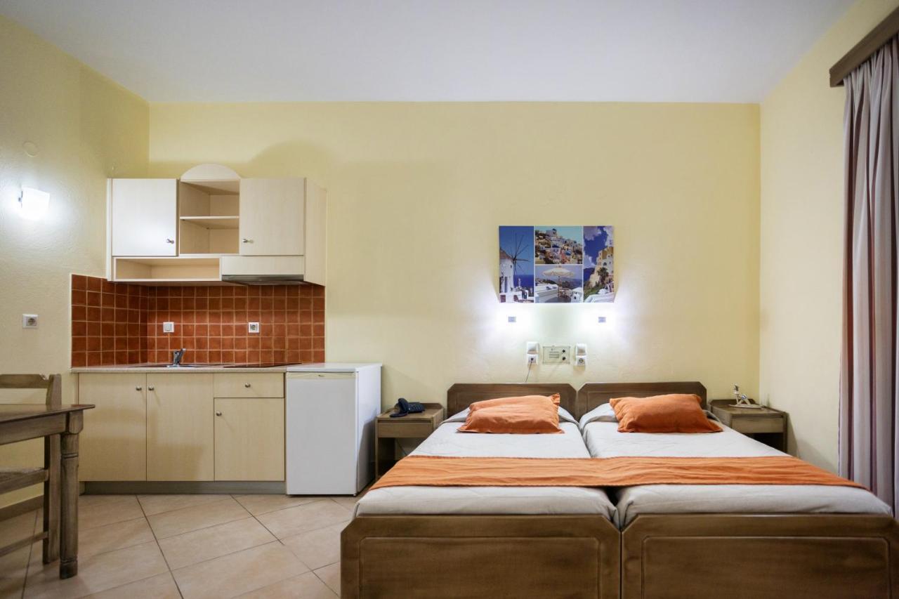 Daisy Hotel Apartments Rethymno Exteriör bild